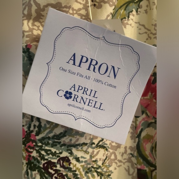 April Cornell Merry Antique Apron 100% Cotton Floral Pine Christmas Red, Cream - Picture 8 of 10